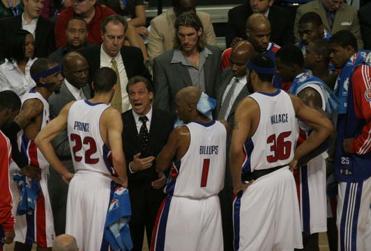 前场篮板差 前场篮板差